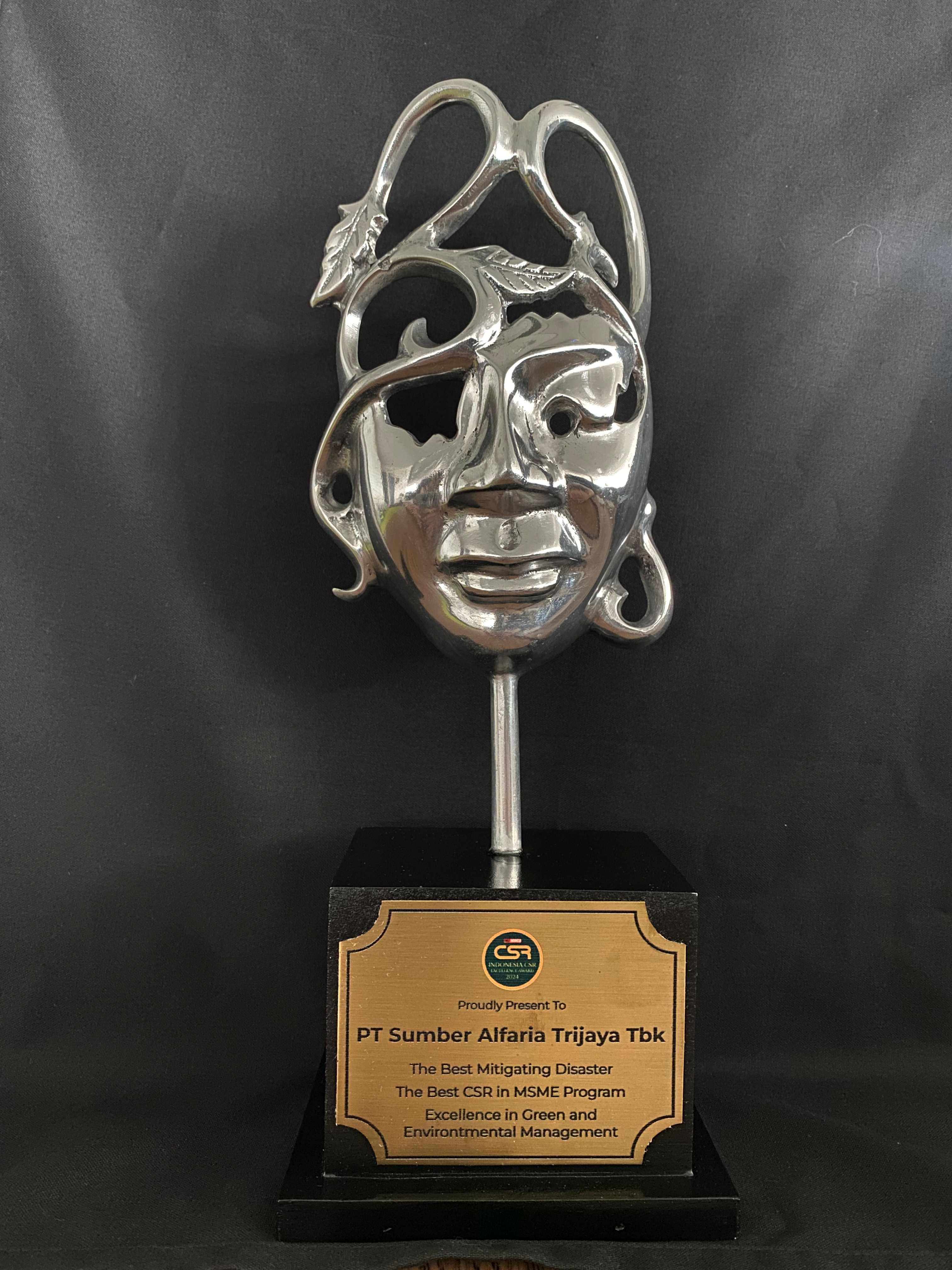 Image reward Indonesia CSR Excellence Award (ICEA) 2024 Kategori : The Best Mitigating Disaster, The Best CSR in MSME Program Excellence in Green and Environmental Management dari First Indonesia Megazine